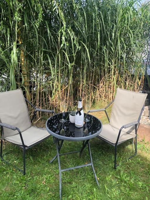 Gemuetliches Einliegerapartment, 50 Qm Trippstadt Eksteriør bilde